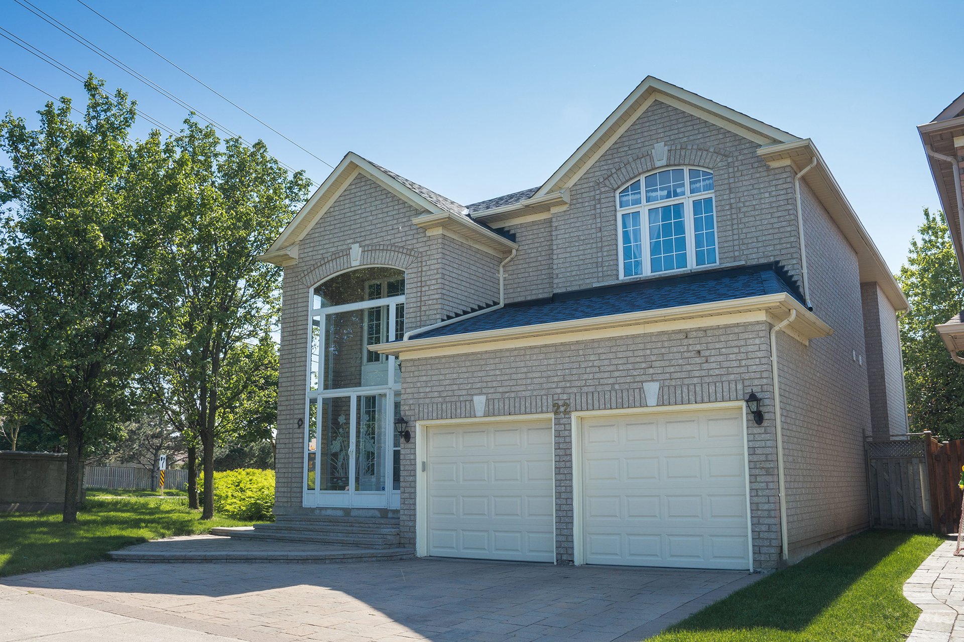 22 Briarhall Crescent